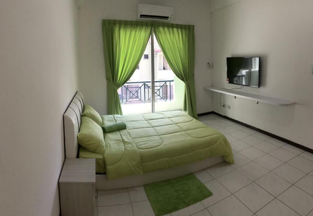 Api Api Centre Apartment Homestay Κότα Κιναμπαλού Εξωτερικό φωτογραφία