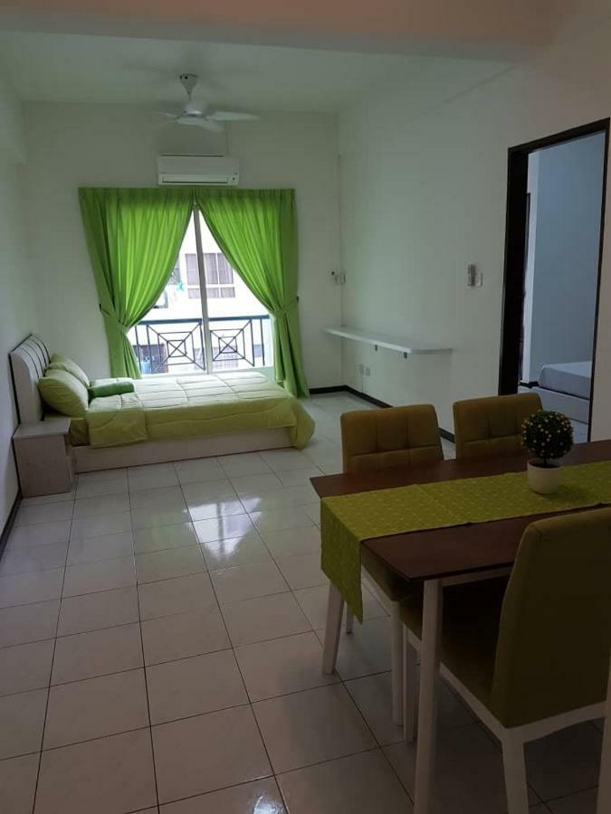 Api Api Centre Apartment Homestay Κότα Κιναμπαλού Εξωτερικό φωτογραφία